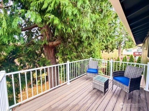 25304 146th Avenue SE, Kent, WA 98042