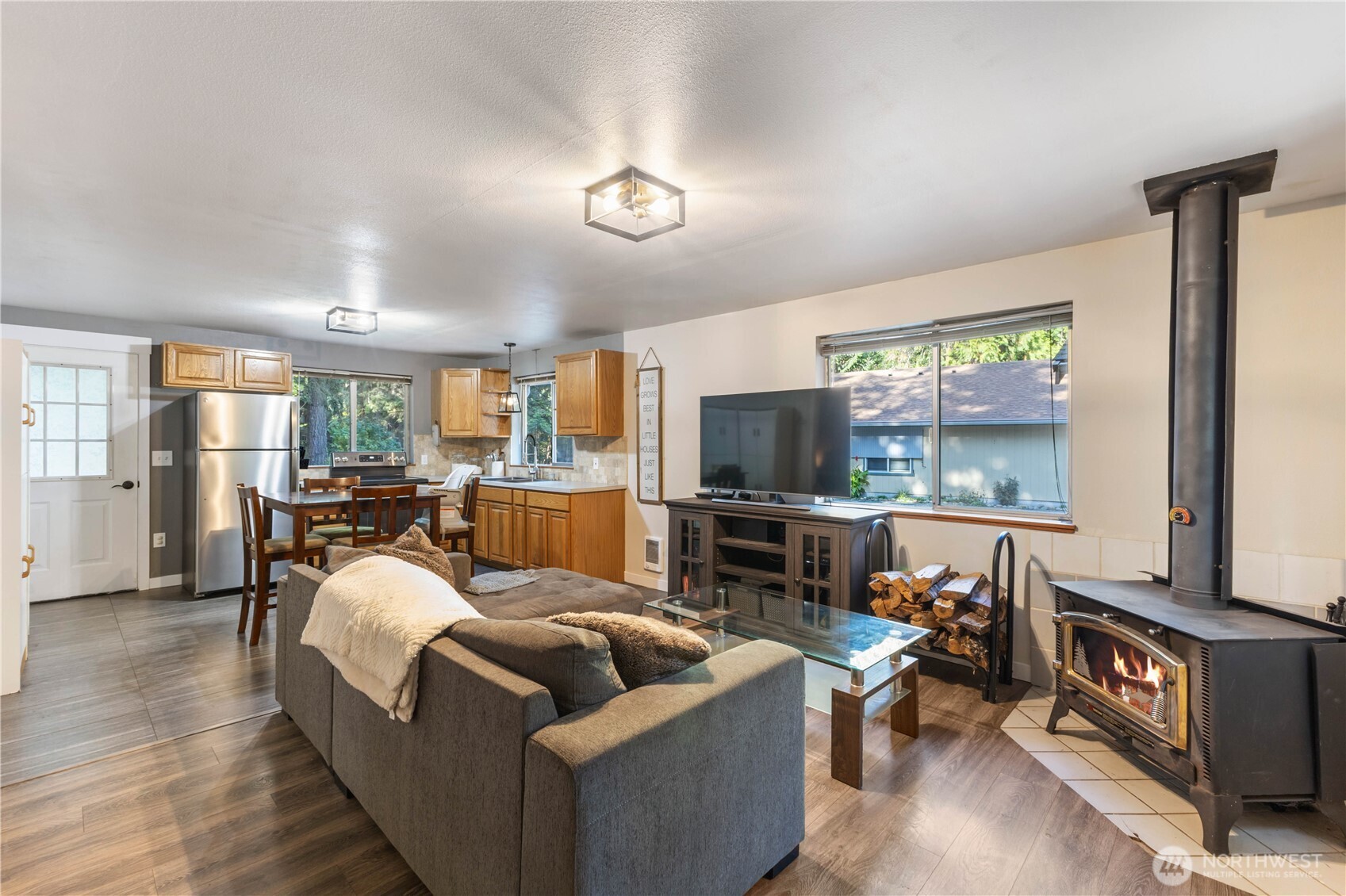 17738 N Beachside Drive SE, Yelm, WA 98597