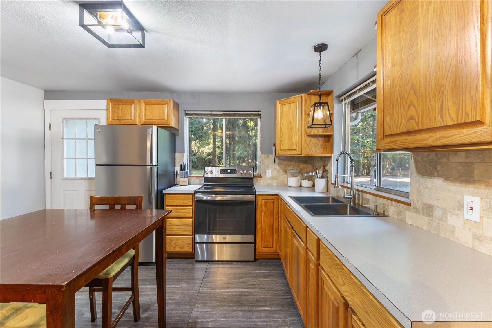 17738 N Beachside Drive SE, Yelm, WA 98597