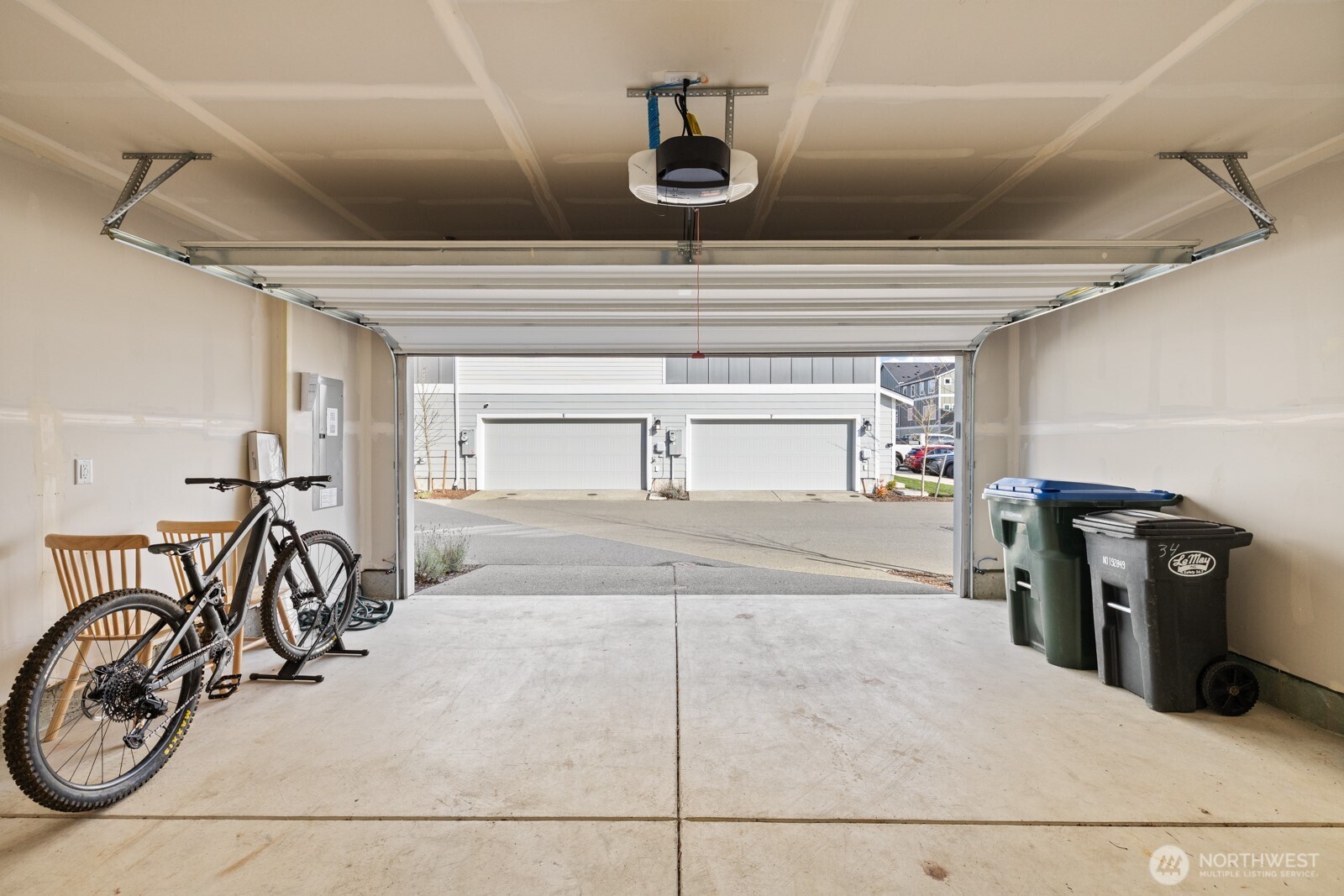 3217 Juno Court NE #A, Lacey, WA 98516