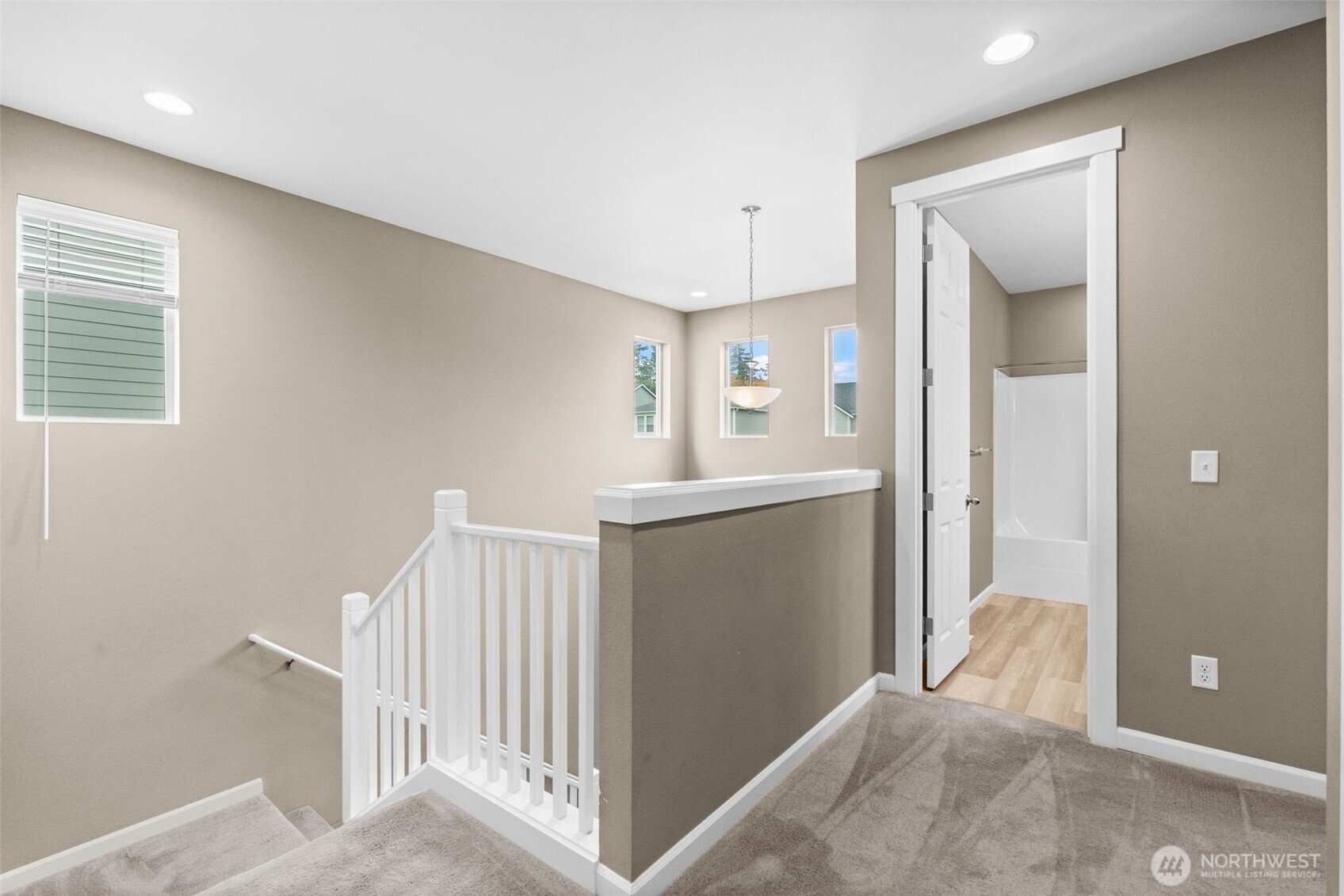 9852 Prospect Place , Gig Harbor, WA 98332