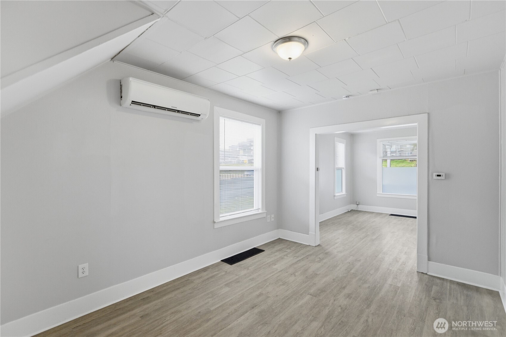 2529 S G Street , Tacoma, WA 98405