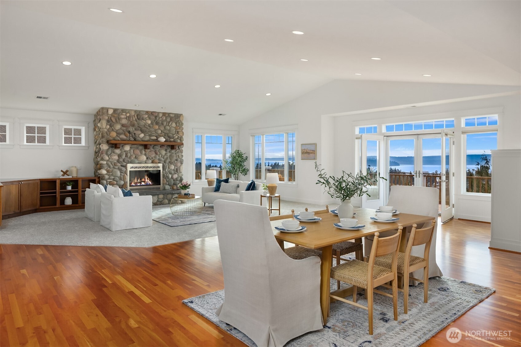 37918 Vista Key Drive NE, Hansville, WA 98340