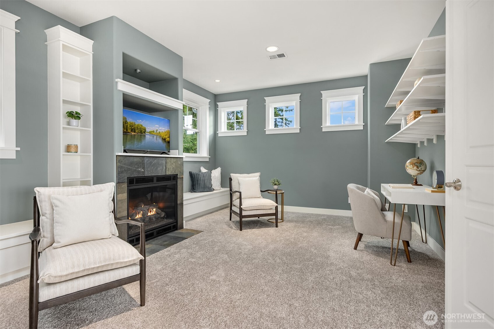 37918 Vista Key Drive NE, Hansville, WA 98340