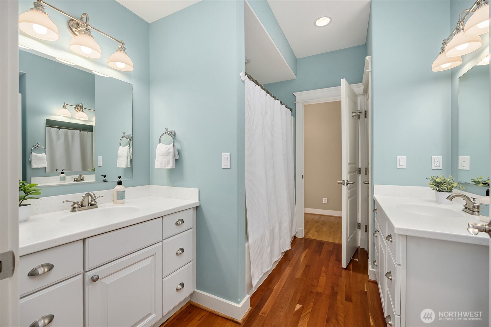 37918 Vista Key Drive NE, Hansville, WA 98340