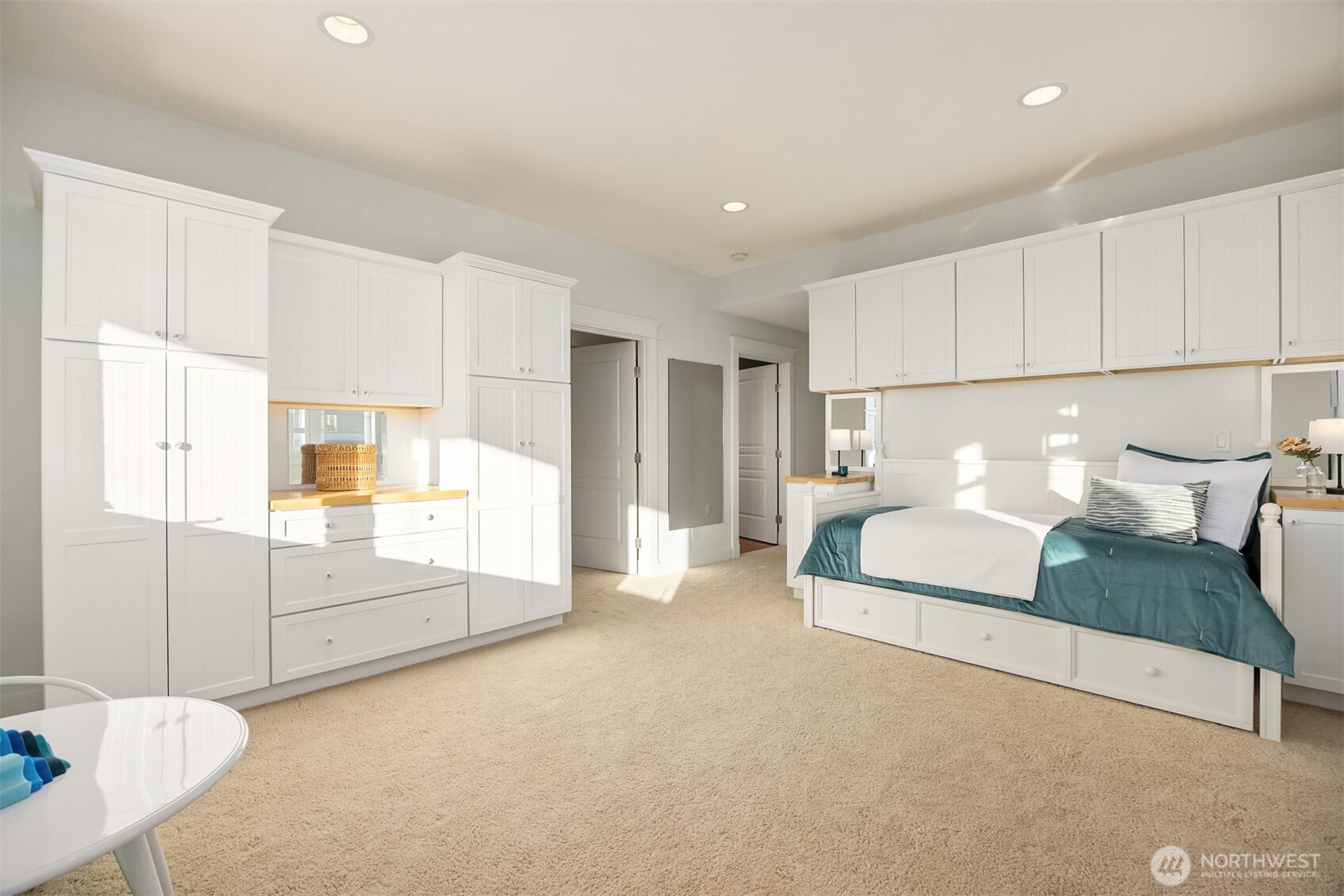 37918 Vista Key Drive NE, Hansville, WA 98340