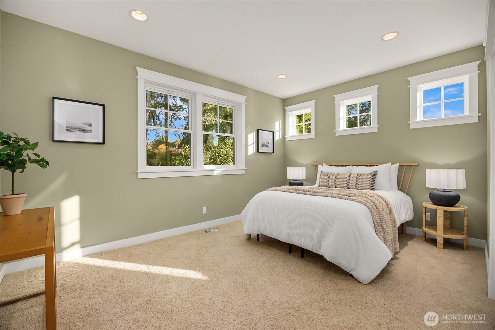 37918 Vista Key Drive NE, Hansville, WA 98340