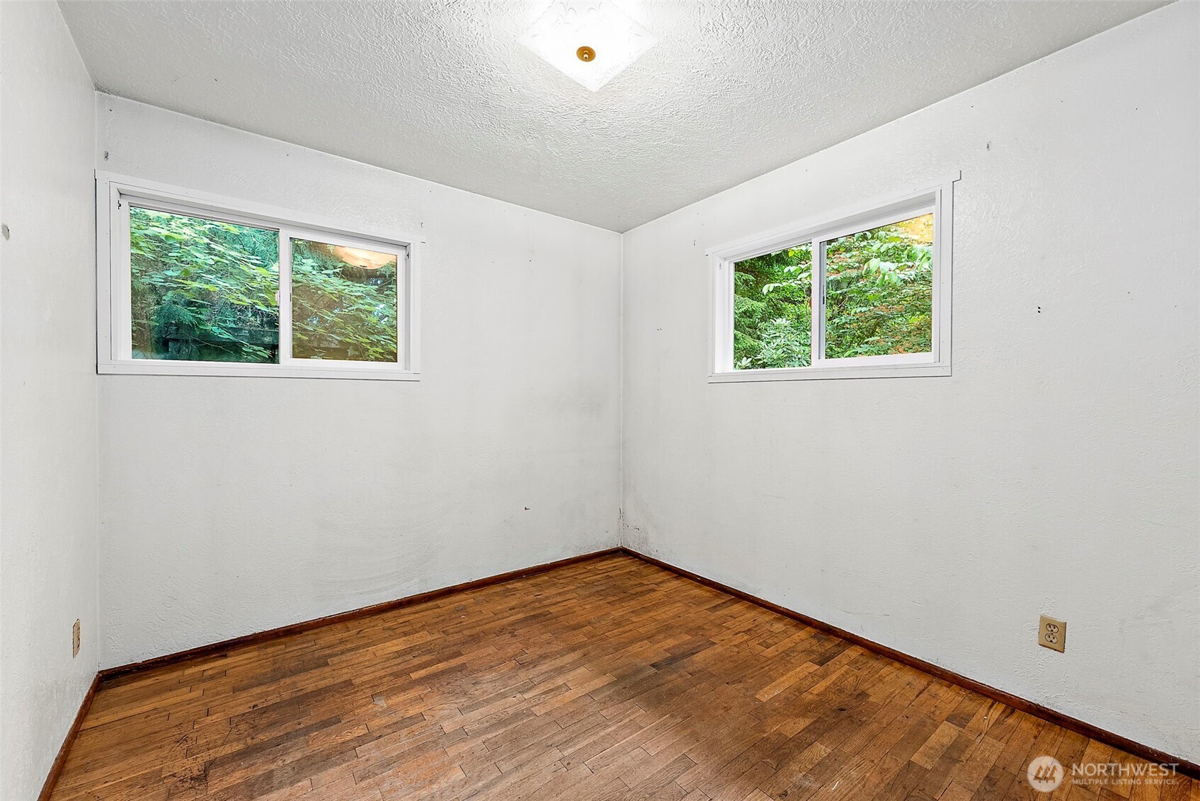 8813 Old Highway 99 SE, Tumwater, WA 98501