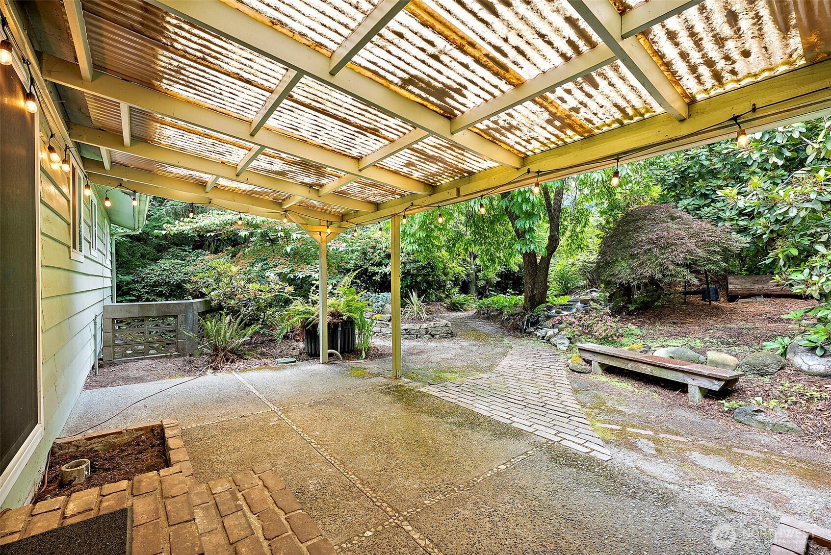 8813 Old Highway 99 SE, Tumwater, WA 98501