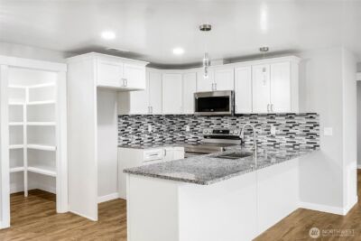 3120 W Lakeside Drive , Moses Lake, WA 98837 - Photo 12