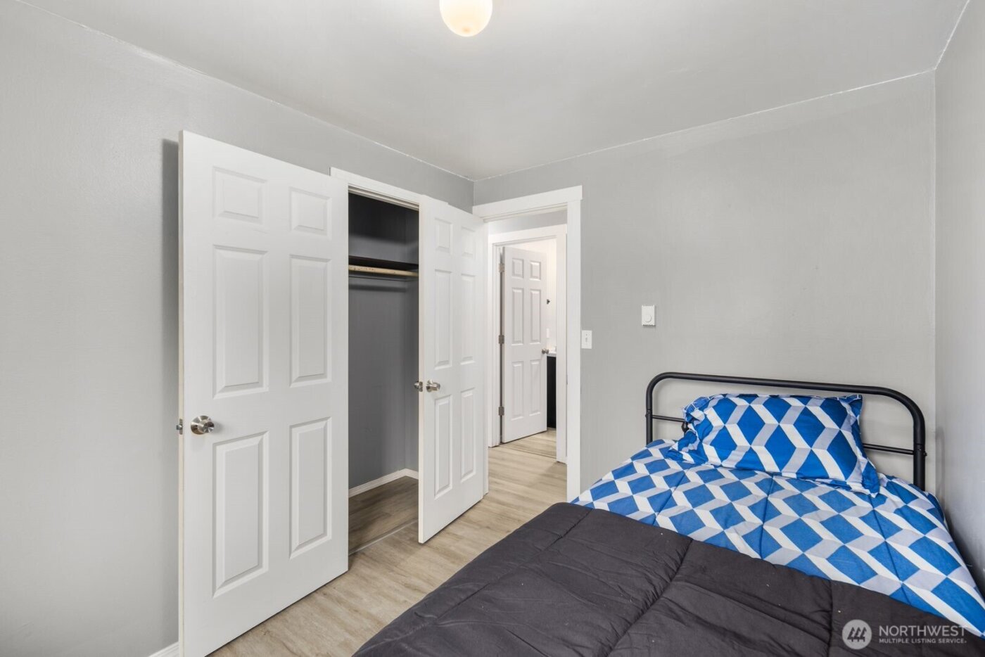 4002 N Winnifred Street , Tacoma, WA 98407