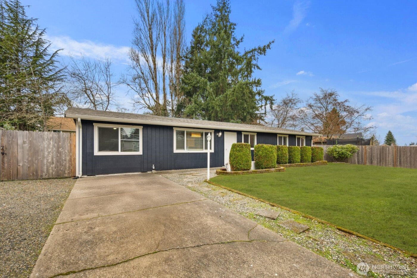 4002 N Winnifred Street , Tacoma, WA 98407