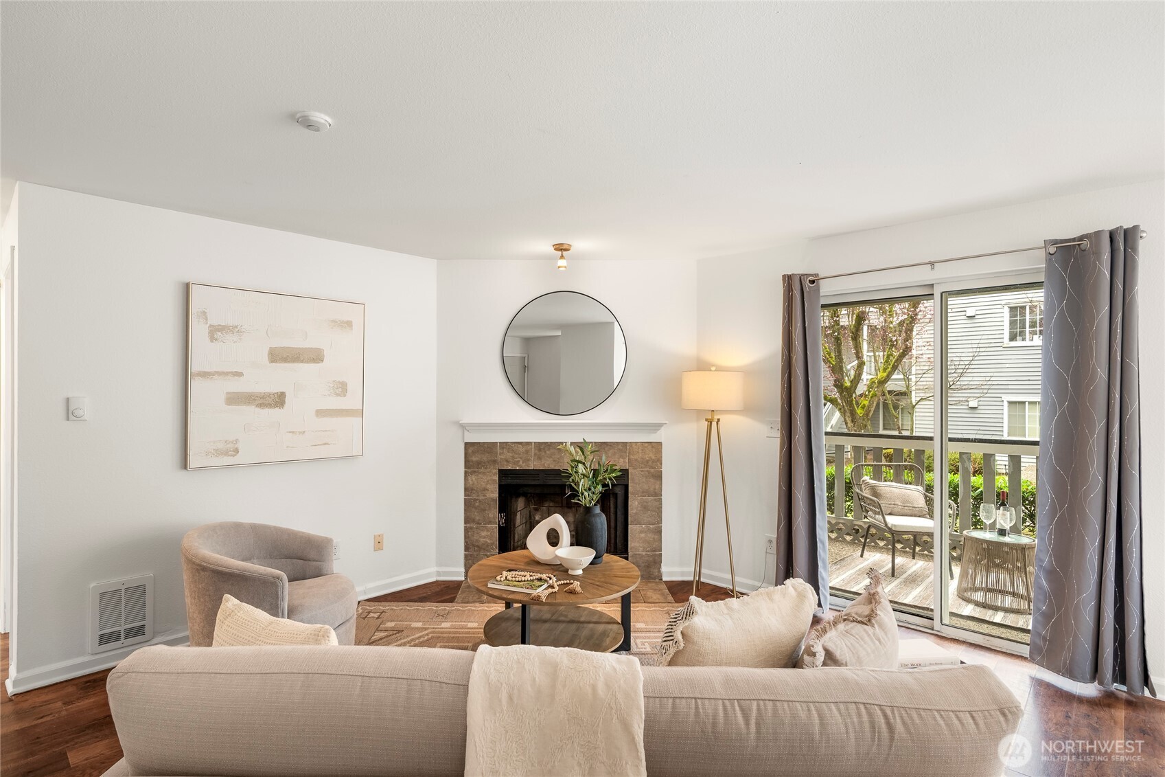 17124 44th Avenue W #A101, Lynnwood, WA 98037