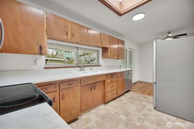 1361 S 279th Street , Des Moines, WA 98198 - Photo 8