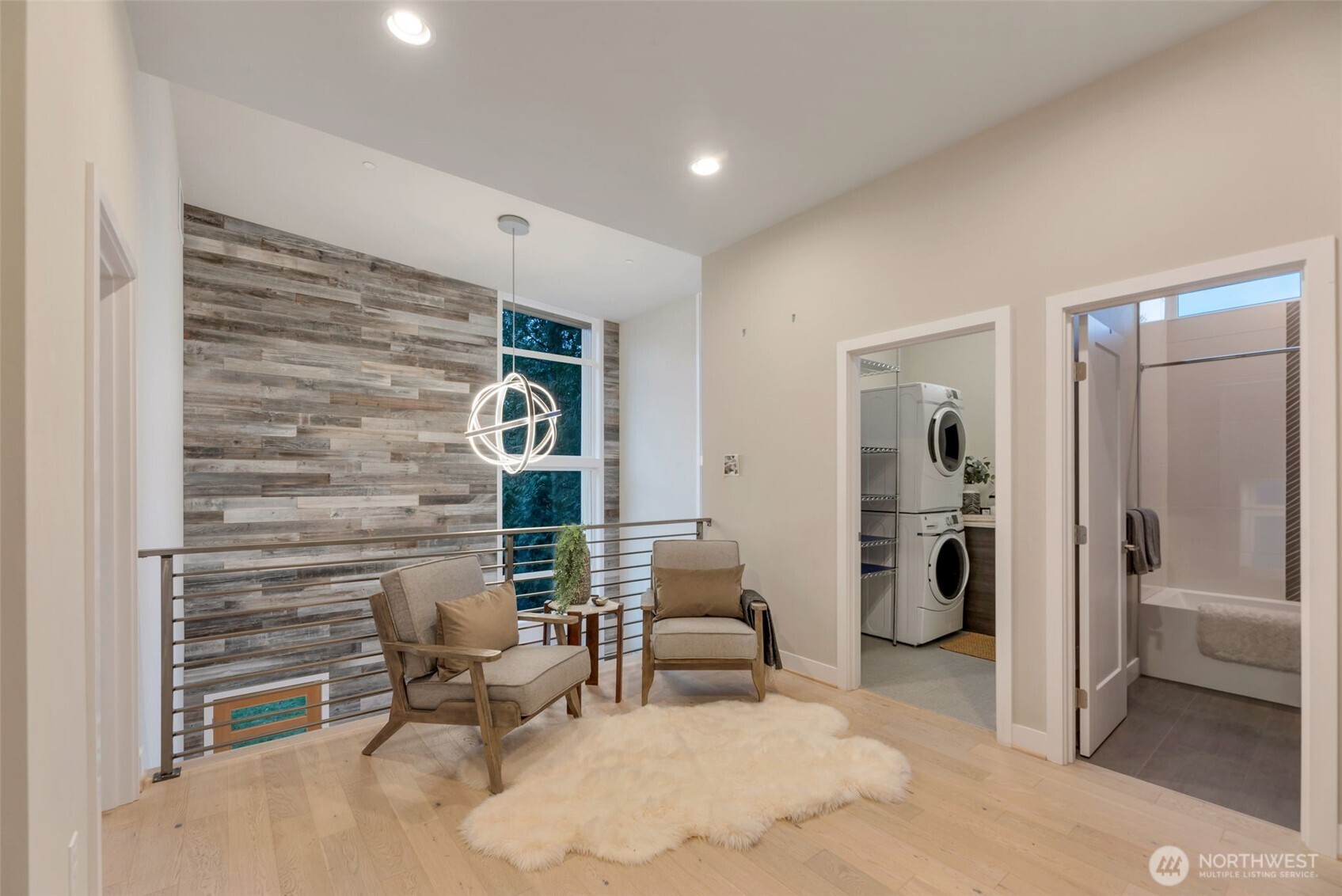 3208 89th Place SE, Mercer Island, WA 98040