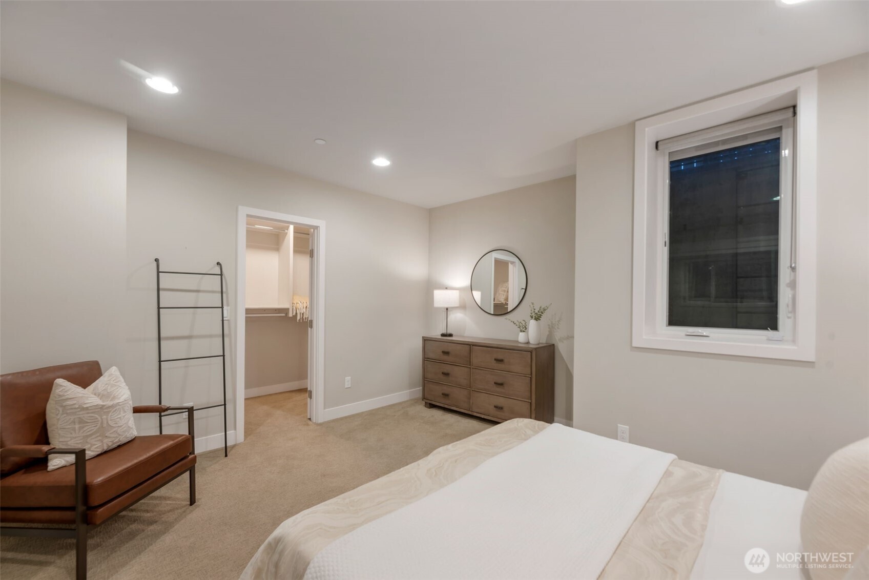 3208 89th Place SE, Mercer Island, WA 98040