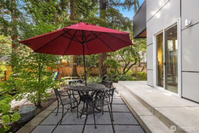 3208 89th Place SE, Mercer Island, WA 98040 - Photo 32