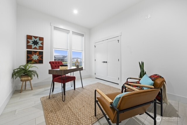 215 SE Desert Hills Loop , Moses Lake, WA 98837