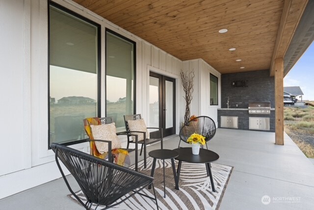 215 SE Desert Hills Loop , Moses Lake, WA 98837