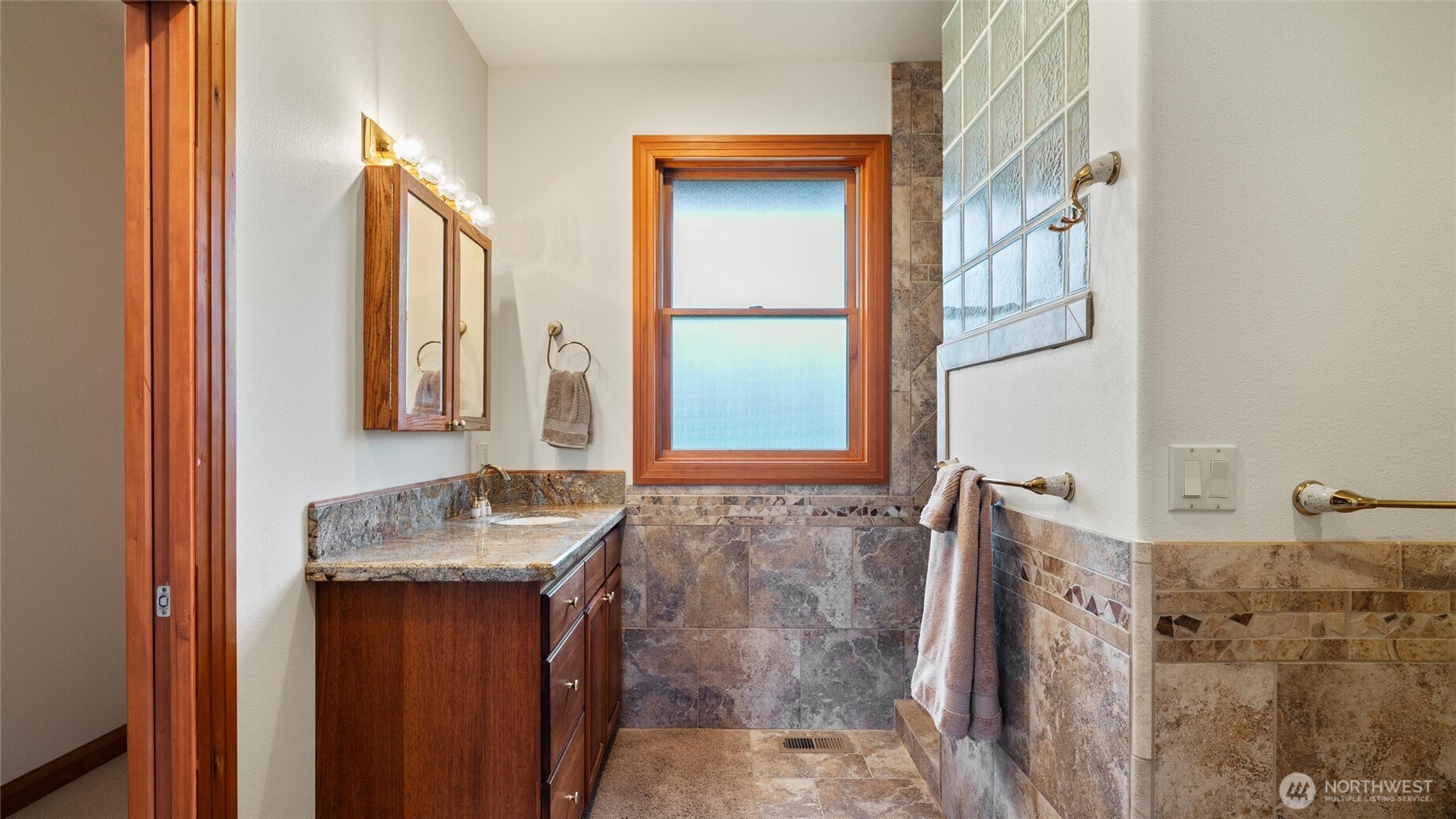 625 N Willow , Dayton, WA 99328