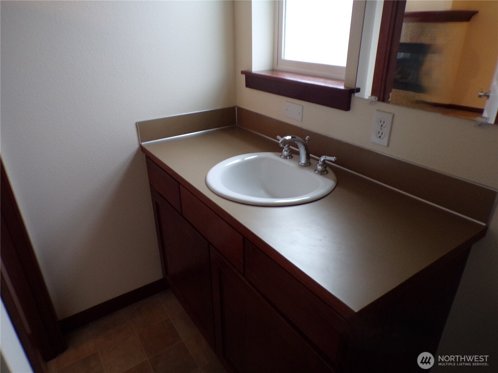 501 N 105th Street #A,B&C, Seattle, WA 98133-9213