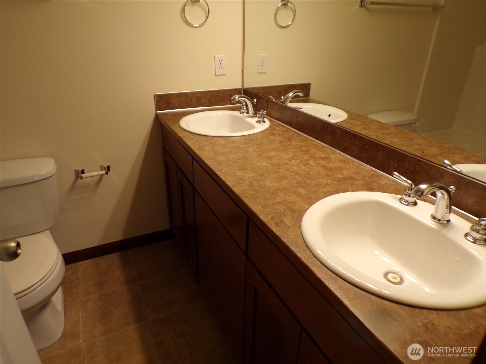 501 N 105th Street #A,B&C, Seattle, WA 98133-9213