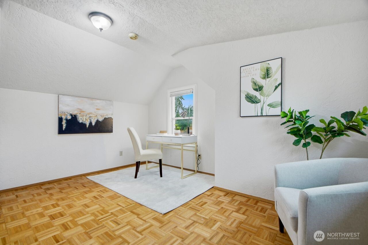 7102 N 9th Street , Tacoma, WA 98406