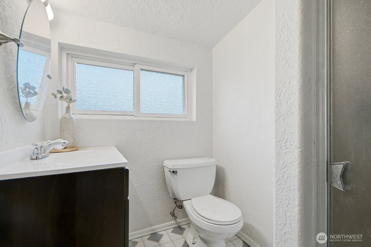 7102 N 9th Street , Tacoma, WA 98406