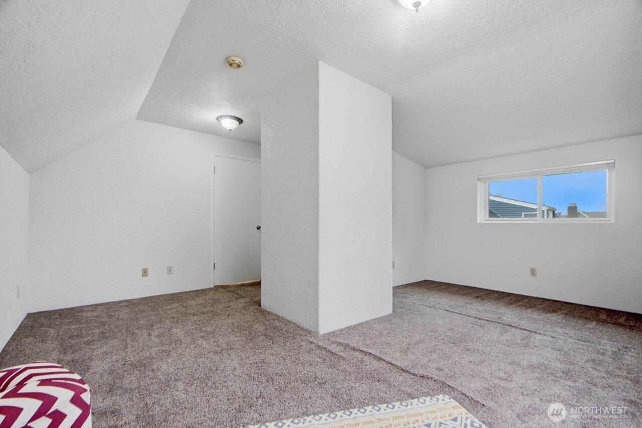 7102 N 9th Street , Tacoma, WA 98406