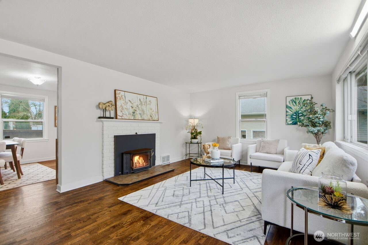 7102 N 9th Street , Tacoma, WA 98406