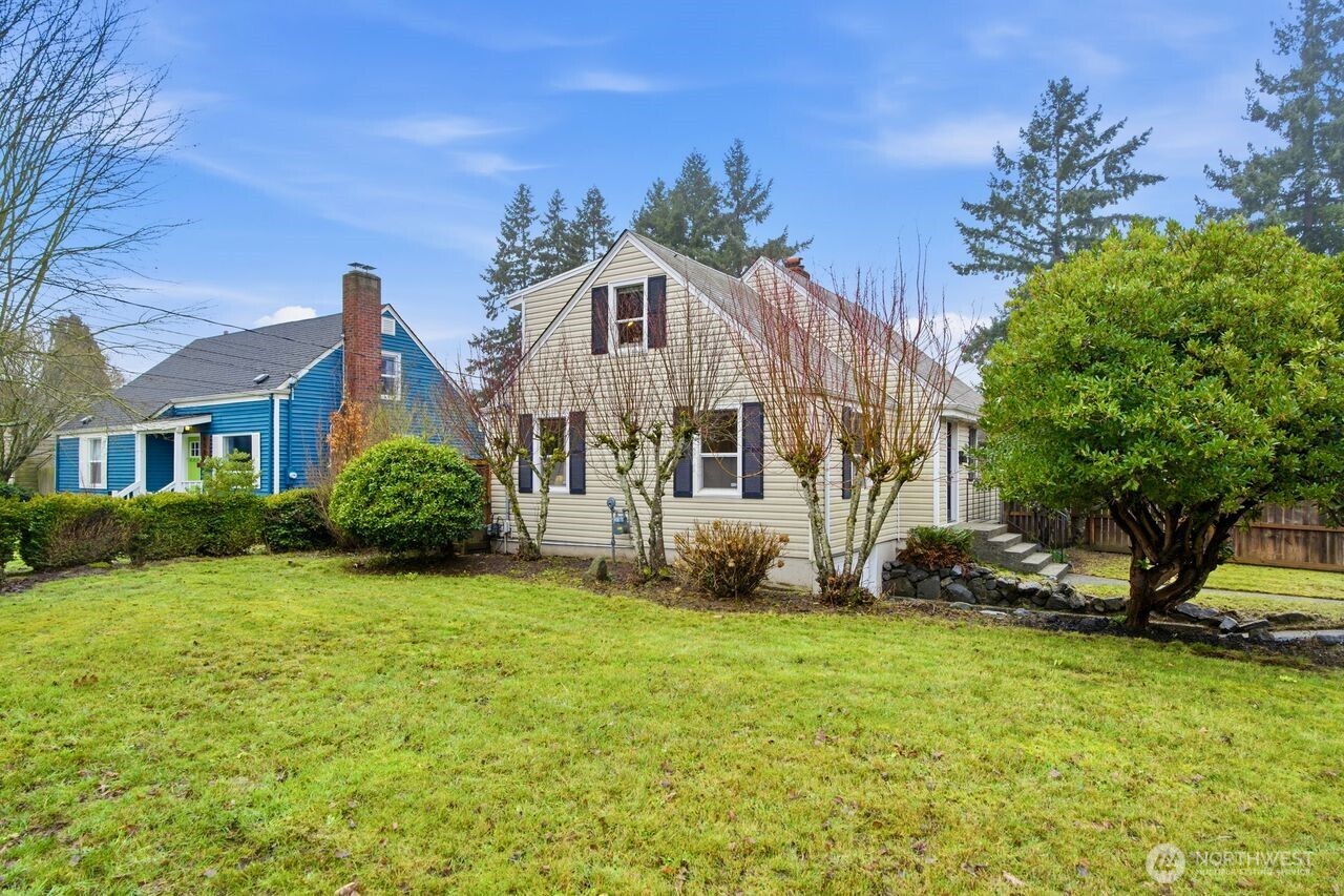 7102 N 9th Street , Tacoma, WA 98406