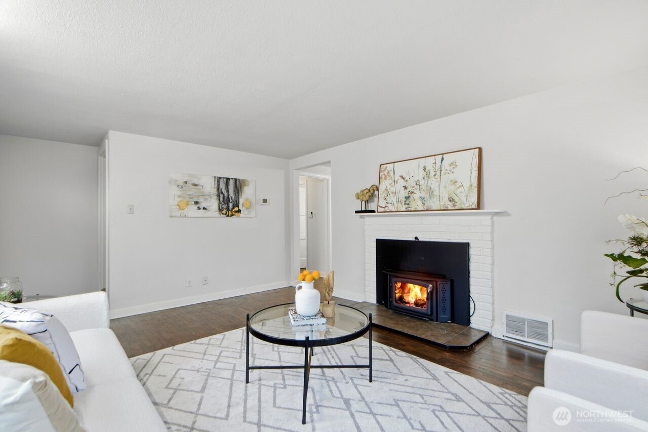 7102 N 9th Street , Tacoma, WA 98406