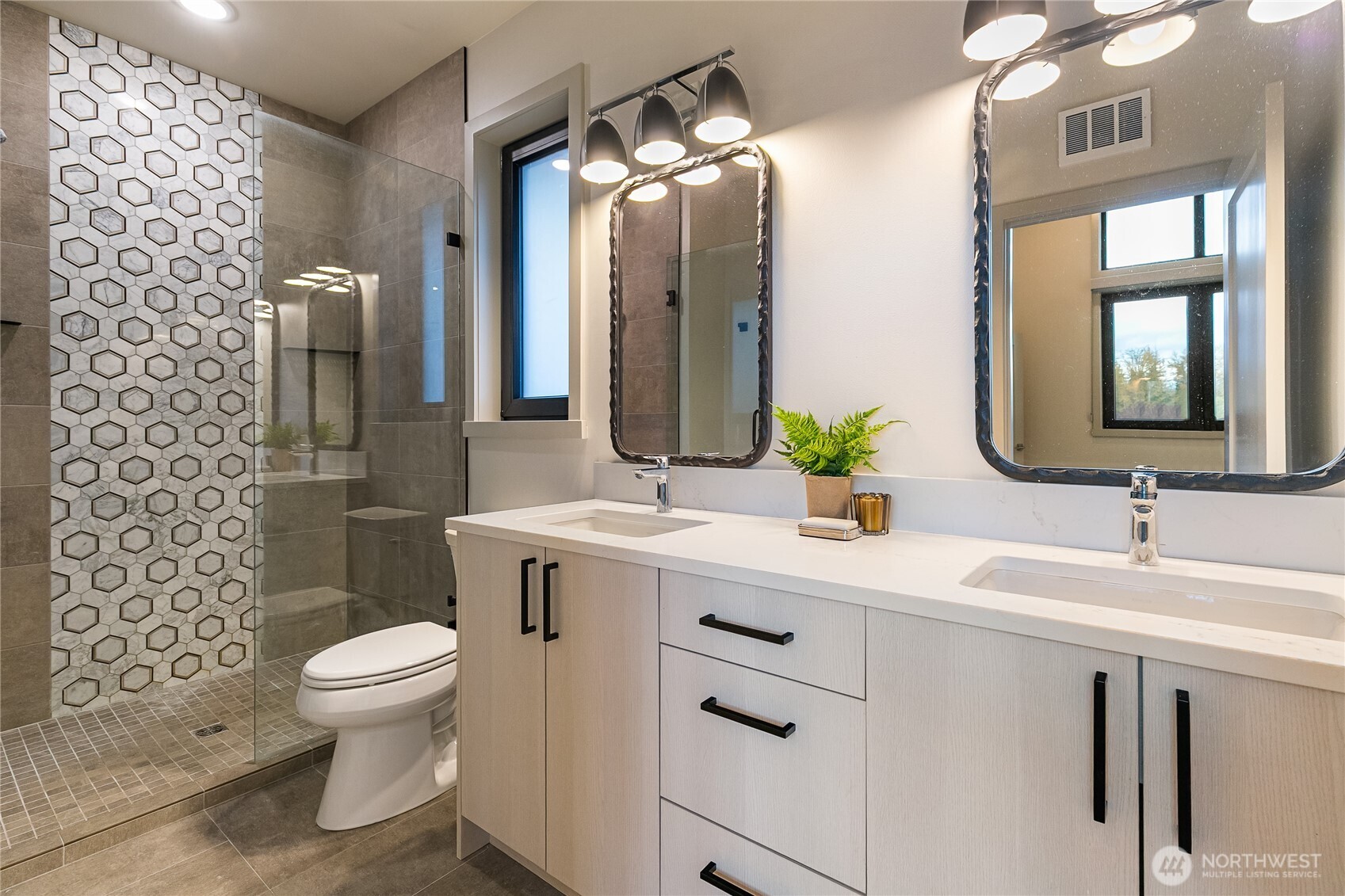 4260 Creston Way , Bellingham, WA 98226