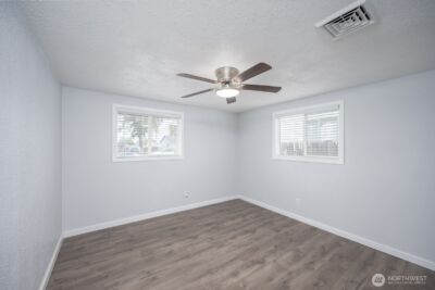 630 W Loop Drive , Moses Lake, WA 98837 - Photo 12