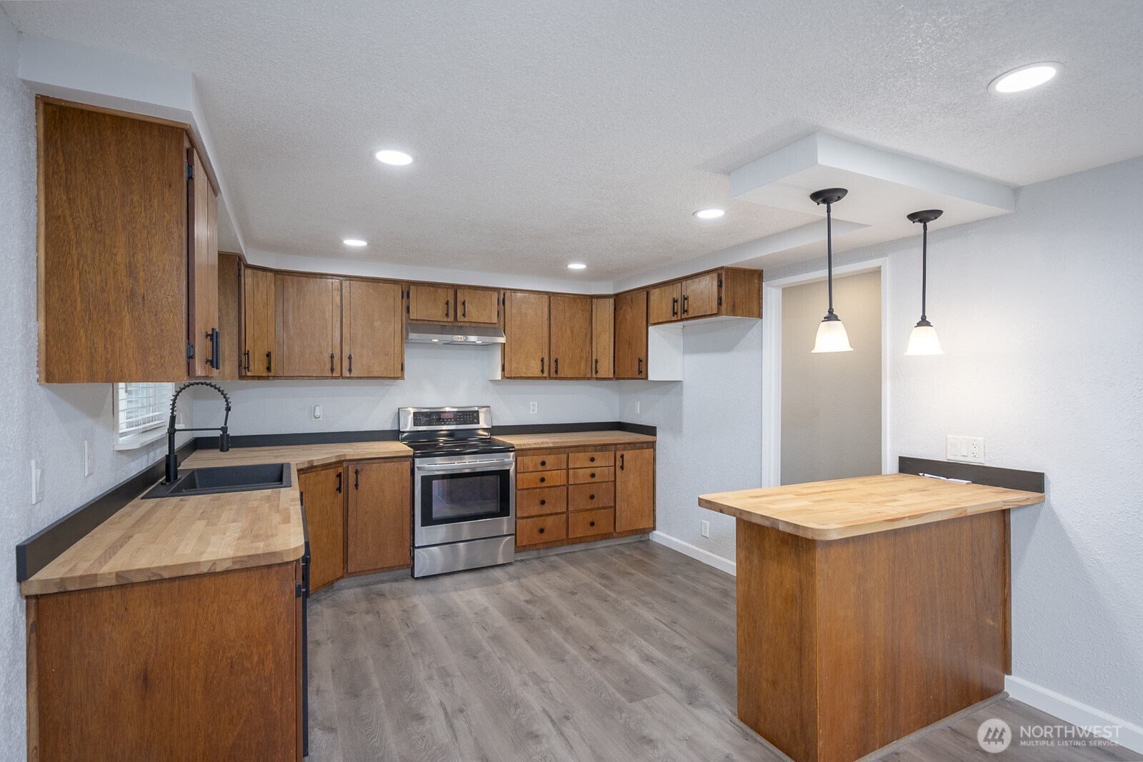 630 W Loop Drive , Moses Lake, WA 98837