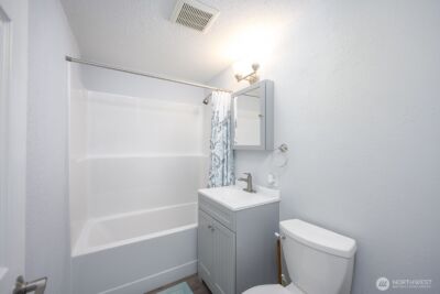 630 W Loop Drive , Moses Lake, WA 98837 - Photo 8