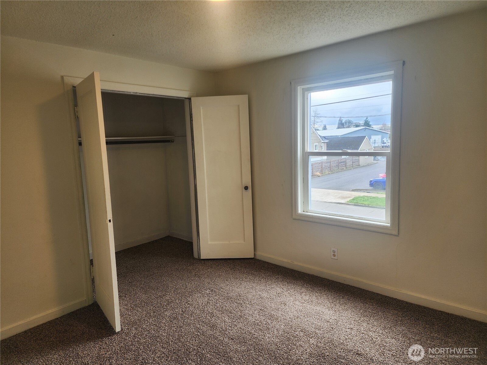 48 SW Chehalis , Chehalis, WA 98532