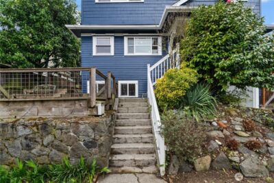 8211 Linden Avenue N, Seattle, WA 98103 - Photo 33