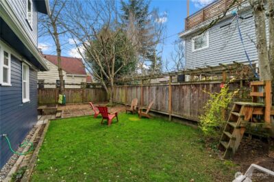 8211 Linden Avenue N, Seattle, WA 98103 - Photo 37