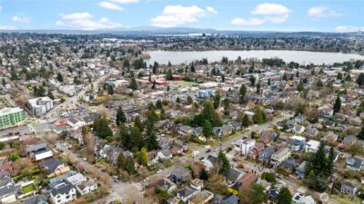 8211 Linden Avenue N, Seattle, WA 98103 - Photo 40