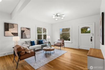 8211 Linden Avenue N, Seattle, WA 98103 - Photo 4