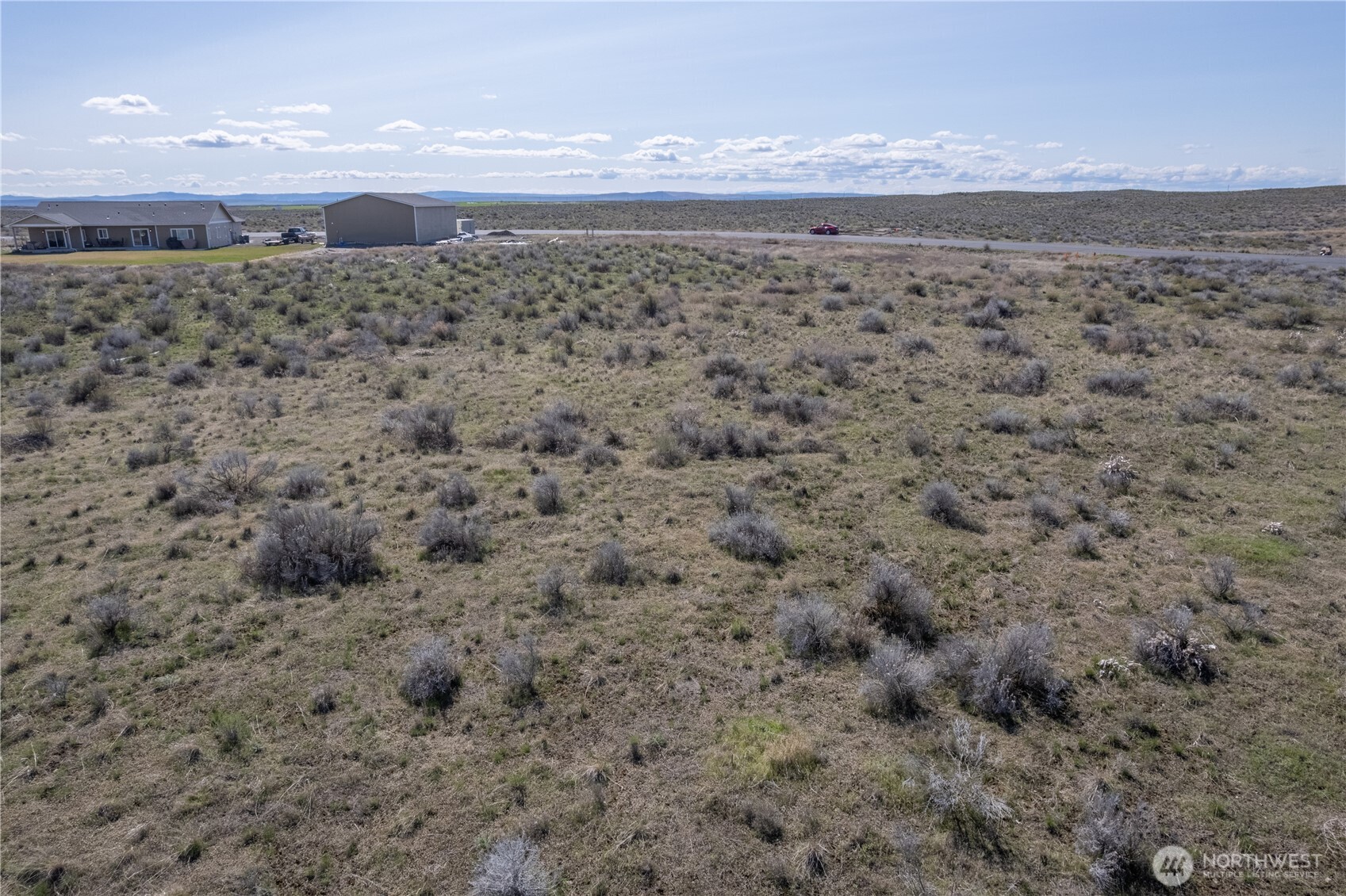 595 SE Desert Hills Loop , Moses Lake, WA 98837