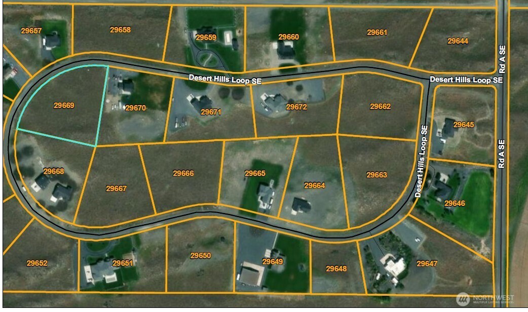 595 SE Desert Hills Loop , Moses Lake, WA 98837