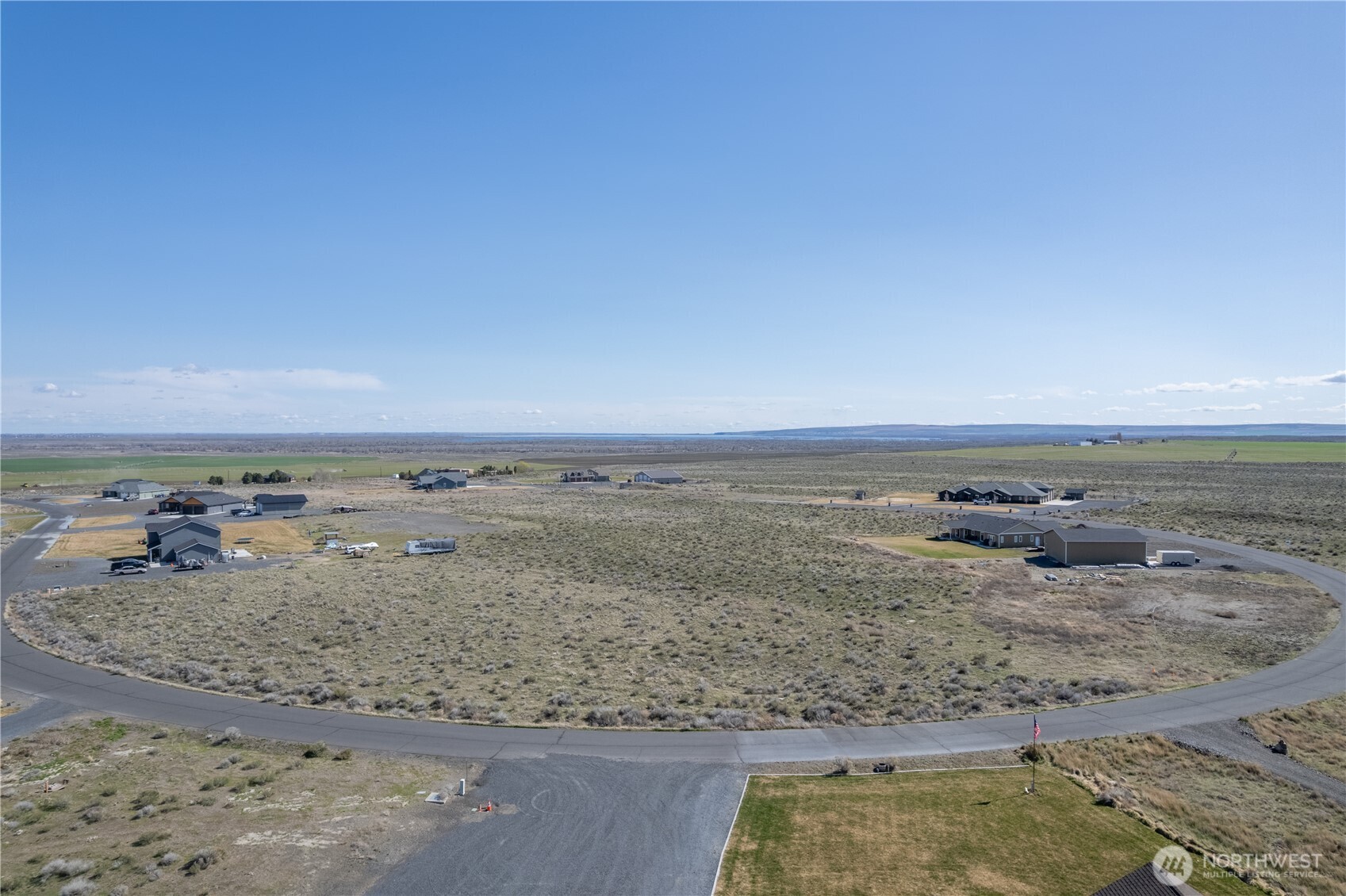 595 SE Desert Hills Loop , Moses Lake, WA 98837