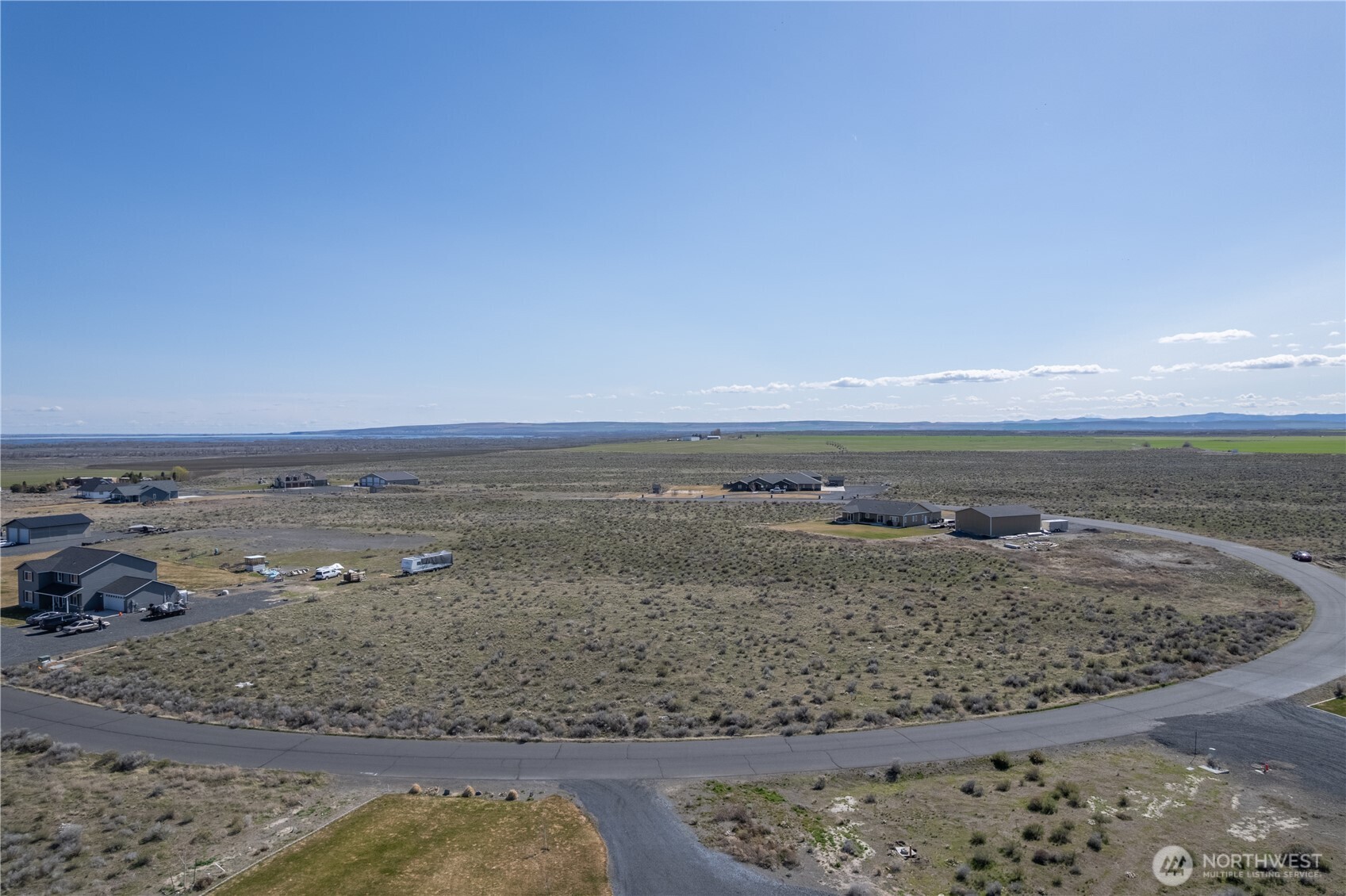 595 SE Desert Hills Loop , Moses Lake, WA 98837