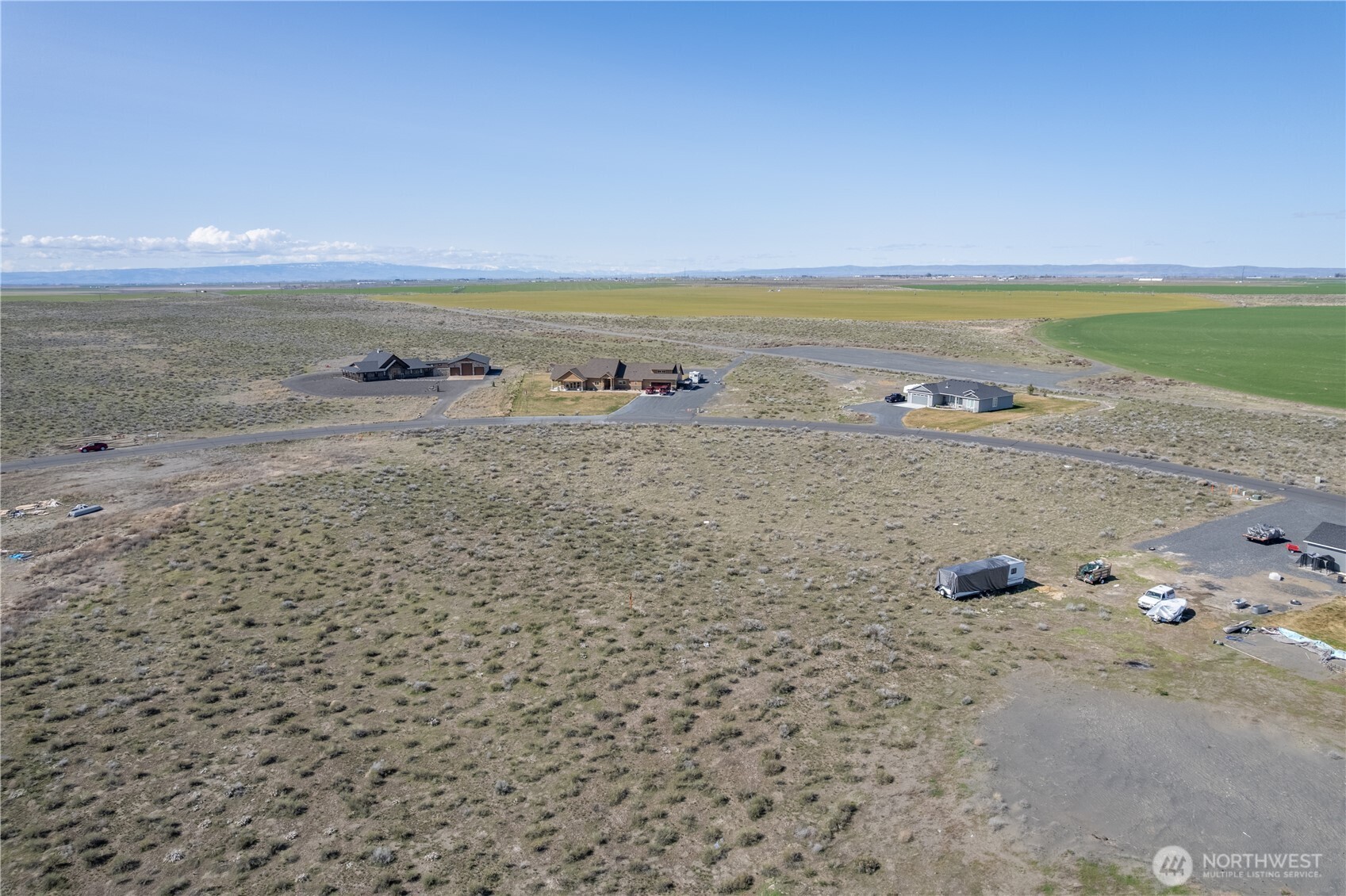 595 SE Desert Hills Loop , Moses Lake, WA 98837