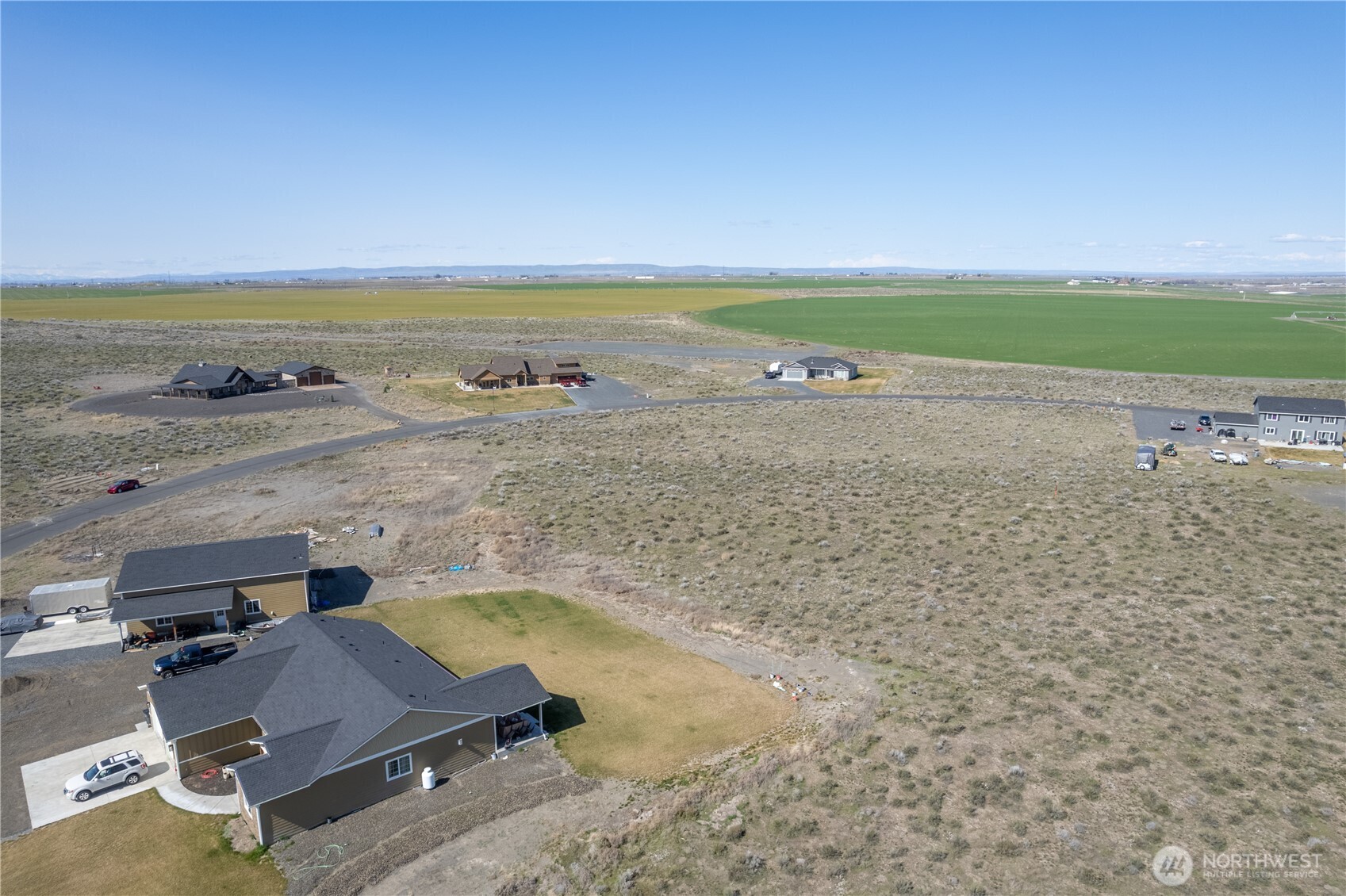 595 SE Desert Hills Loop , Moses Lake, WA 98837