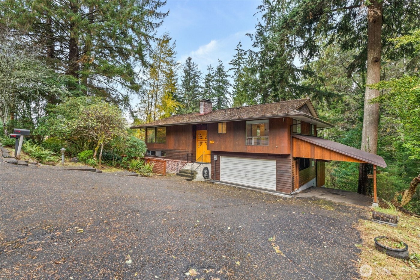 465 Upper Grand Avenue , Hoquiam, WA 98550