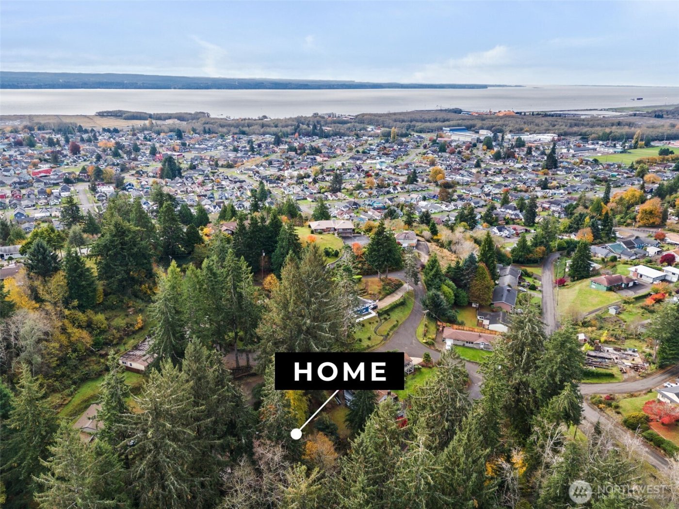 465 Upper Grand Avenue , Hoquiam, WA 98550