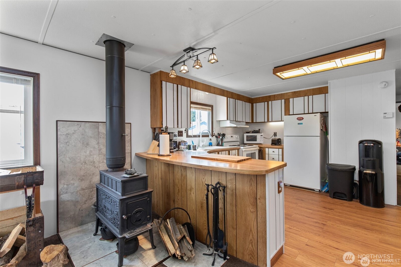 7031 NE 175th Street #5, Kenmore, WA 98028